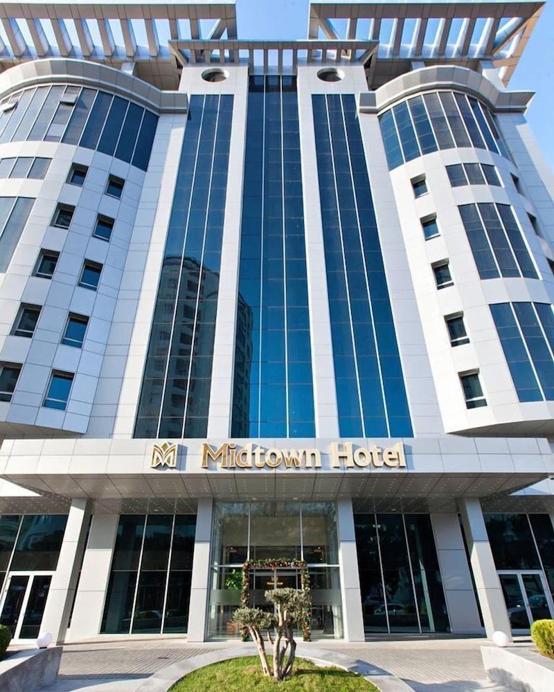 Midtown Hotel Bakoe Buitenkant foto