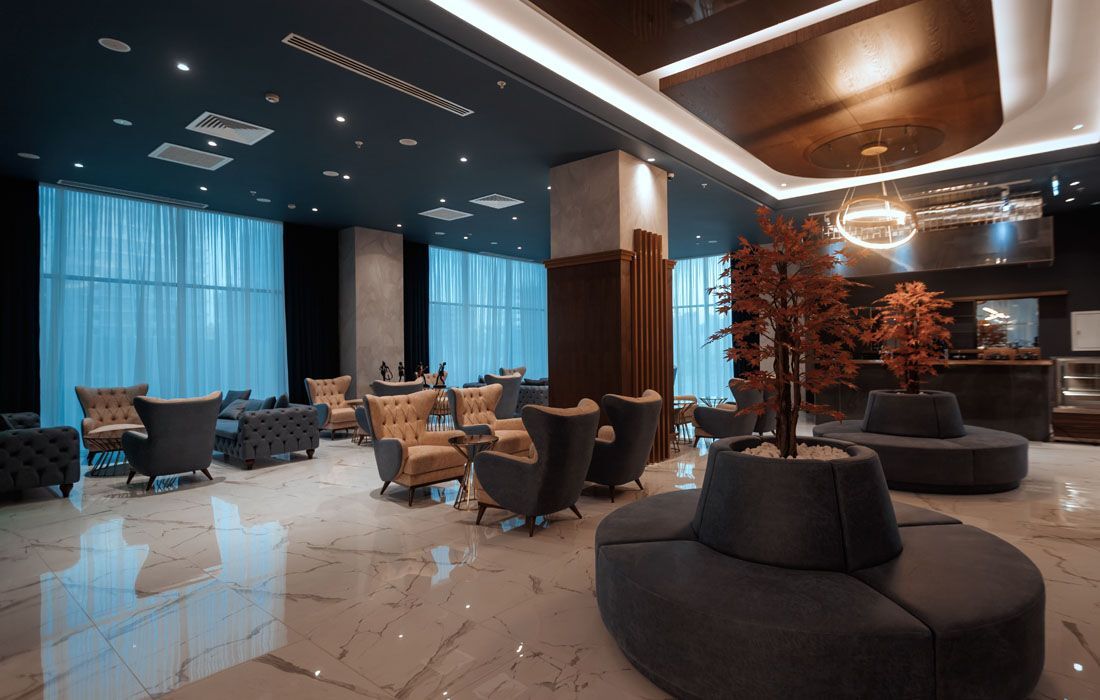 Midtown Hotel Bakoe Buitenkant foto
